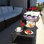 Aurora Hotell 2*