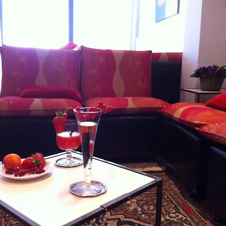 Hotel Aurora 2*